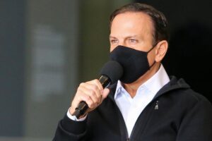 Doria prolonge la phase de transition à São Paulo, malgré l&rsquo;explosion des cas de covid-19
