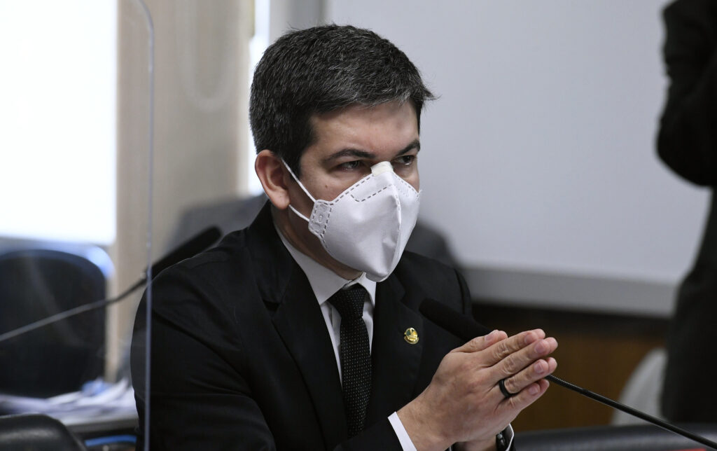 Champ d'essai de chloroquine Edilson Rodrigues / Agence du Sénat