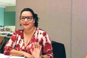 La conseillère municipale Juliana Cardoso fait face à des attaques sexistes à la Chambre