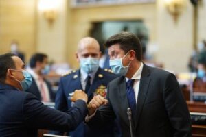 La motion de censure contre le ministre de la Défense sera votée par la Chambre ce mardi