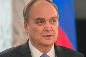 L&rsquo;ambassadeur de Russie à Washington arrive aux États-Unis