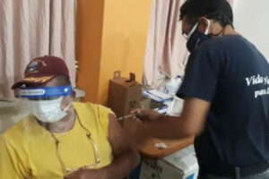 Le programme de vaccination contre la pandémie se poursuit à Trujillo
