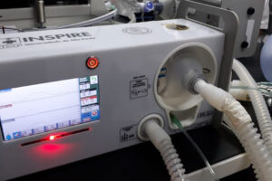 Le ventilateur pulmonaire Inspire est un exemple réussi du partenariat entre l&rsquo;USP et la Marine – Jornal da USP