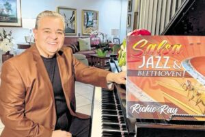 Richie Ray parle à El País de « Salsa, jazz et Beethoven »