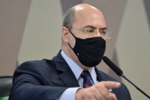 Witzel dit qu&rsquo;il a été poursuivi par Bolsonaro après l&rsquo;affaire Marielle