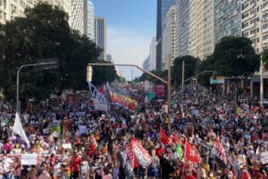 Dans ce #3J, Rio de Janeiro rassemble des milliers au centre contre Bolsonaro