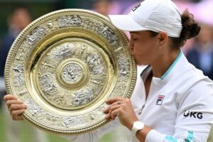 L&rsquo;Australienne Ashleigh Barty remporte Wimbledon, son deuxième titre en Grand Chelem