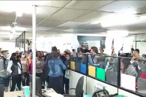 La communauté scolaire proteste contre la fermeture de sept garderies à São Paulo