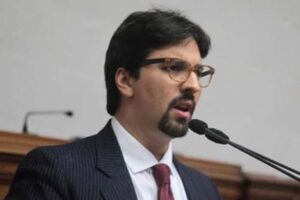 L&rsquo;ancien député Freddy Guevara a été inculpé de terrorisme