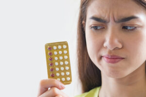 Le traitement dermatologique à base de contraceptifs nécessite un diagnostic médical – Jornal da USP