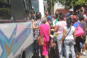 Les chauffeurs de La Guaira ont augmenté le tarif minimum à 300 000 Bs.
