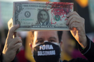 Les cris de Out Bolsonaro reviendront dans les rues du Brésil