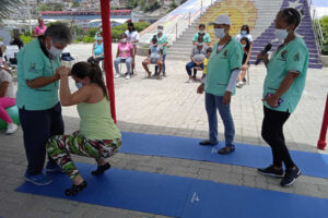 Les gymnases prénatals envahissent les rues de La Guaira