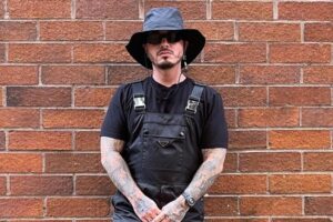 J Balvin s&rsquo;est présenté comme &lsquo;José&rsquo; dans un magasin à New York et a promis un nouvel album « bientôt »