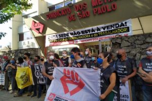 Les centrales demandent à Doria de garantir la suspension de la reprise de possession du syndicat des travailleurs du métro