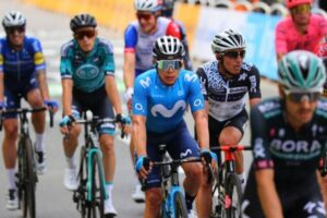 Miguel Ángel López et Egan Bernal montent au classement général de la Vuelta a España, mais cèdent du temps