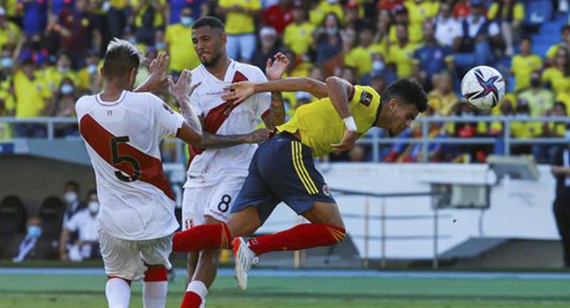 Luis Díaz en action avec la Colombie contre le Pérou.  Photo: EFE