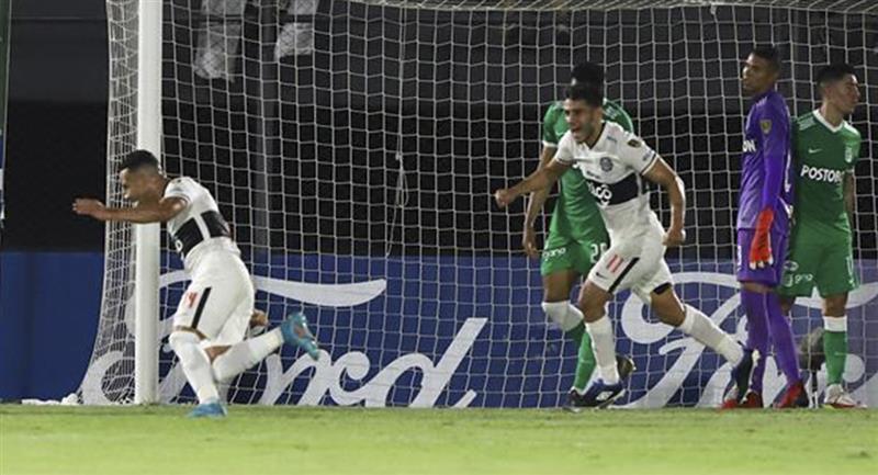 Nacional est tombé au match aller aux mains d'Olimpia 3-1 pour la Copa Libertadores.  Photo: EFE