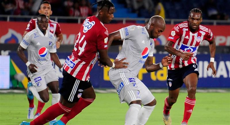 Le 'Tiburón a gagné à la dernière minute avec un but de Carmelo Valencia.  Photo : Twitter