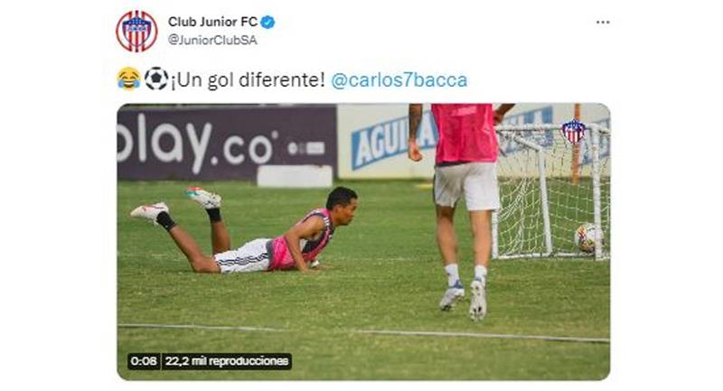 Carlos Bacca a marqué un but en pop-corn lors d'un entraînement de Junior de Barranquilla.  Photo : Twitter Junior