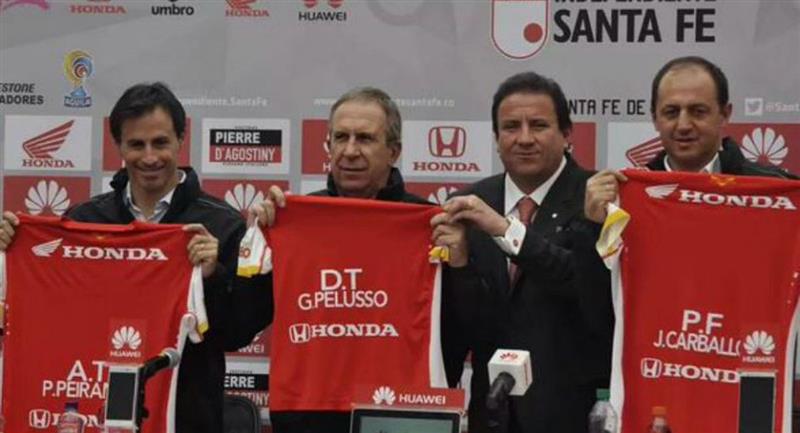L'entraîneur uruguayen a passé une saison sur le banc de Cardena.  Photo: Twitter Indépendant Santa Fe