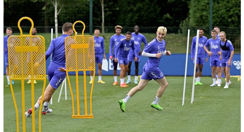 Les "le blues" préparez-vous à affronter Nottingham Forrest lors de la troisième journée.  Photo : Twitter @Everton