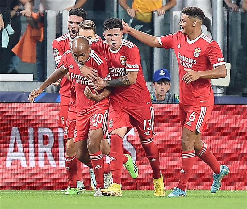 Benfica est revenu de l'arrière à l'Allianz Stadium et devient leader du Groupe H. Photo : EFE