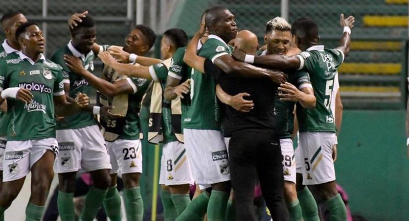 Mayer Candelo n'a remporté qu'une seule victoire sur le banc de l'équipe Valle del Cauca.  Photo : Twitter