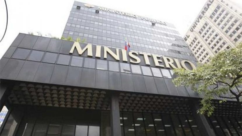 Ils dénoncent des incohérences dans le procès contre huit accusés de légitimation du capital
