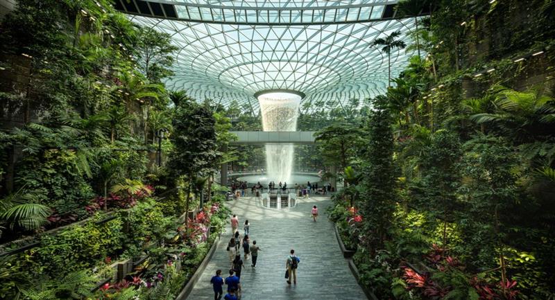 Cascade de l'aéroport de Singapour.  Photo: ISTOCK