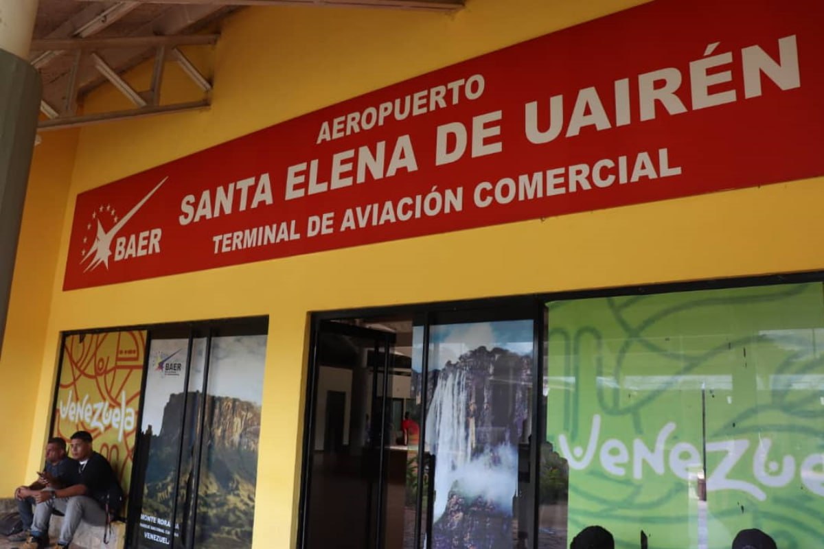 Ils inspectent les aéroports de Ciudad Bolívar et Santa Elena de Uairén