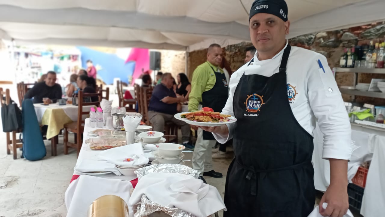 La foire gastronomique s'empare du centre historique de La Guaira