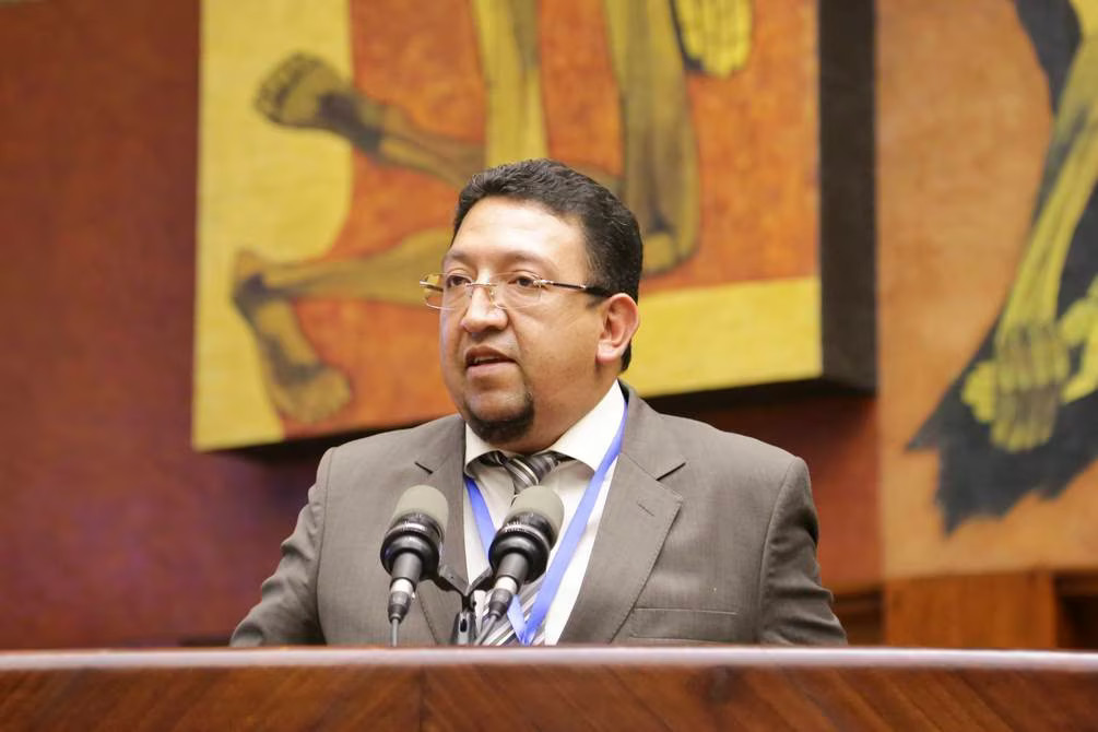 Ils demandent une décision de la Cour constitutionnelle en Equateur