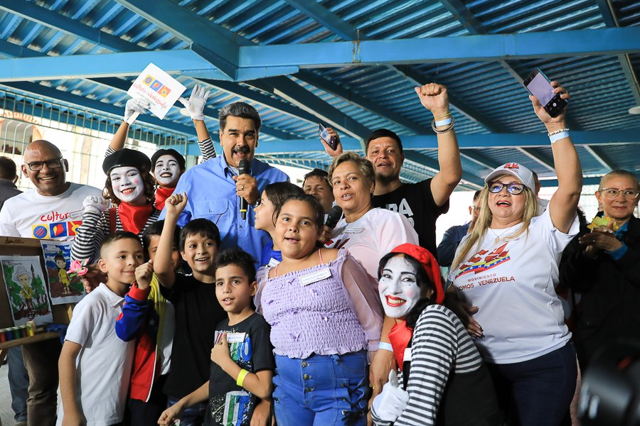 Maduro active un plan spécial pour construire des maisons à La Vega de Caracas