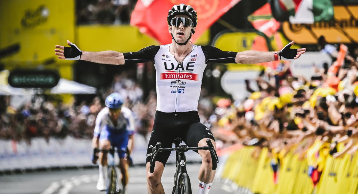 Le vainqueur de la première étape "est resté dans la famille" et est allé à Adam Yates