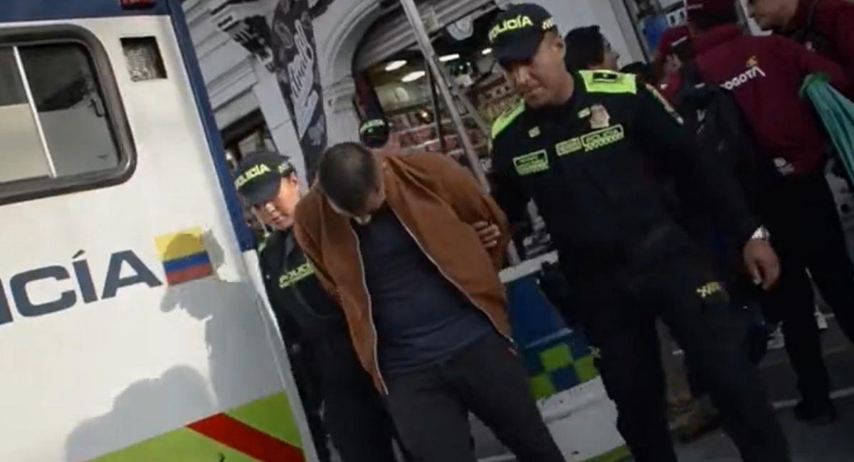 Ils capturent des criminels et récupèrent des téléphones portables