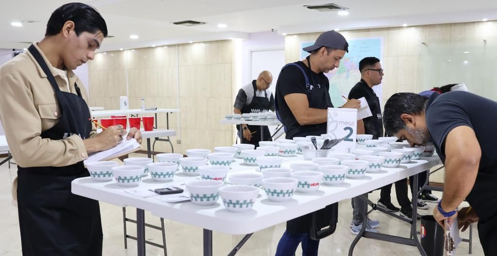 Ils remettent des prix pour la IIe réunion du café de spécialité vénézuélien