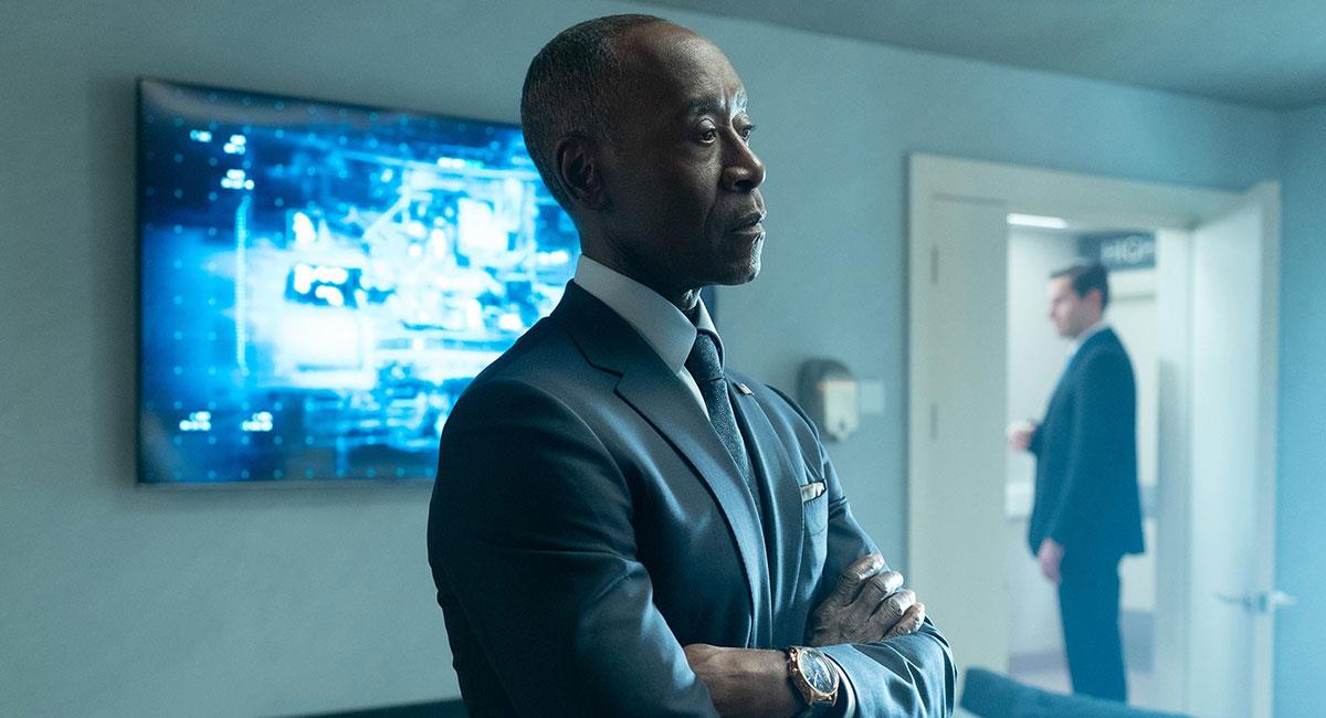 Le directeur de la série Marvel Studios confirme les théories des fans sur le sombre passé de Rhodey