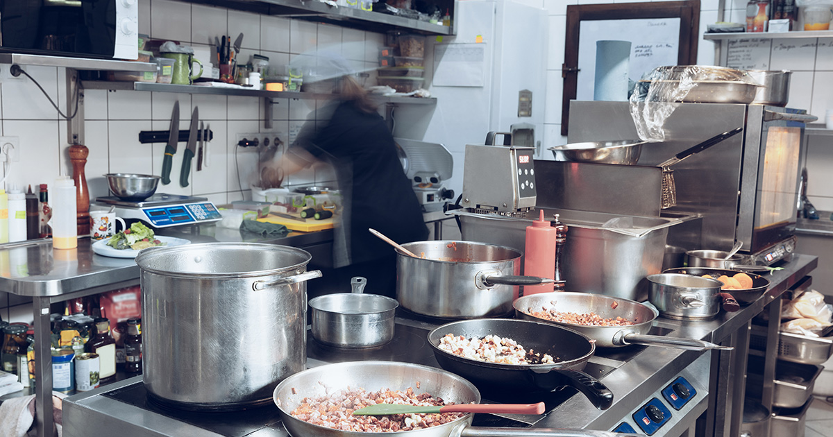 Les loyers moins chers attirent les «cuisines sombres» dans les zones périphériques de São Paulo – Jornal da USP