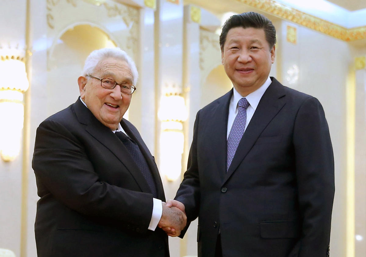 Xi Jinping et Henry Kissinger ont examiné les alternatives de coexistence entre la Chine et les États-Unis