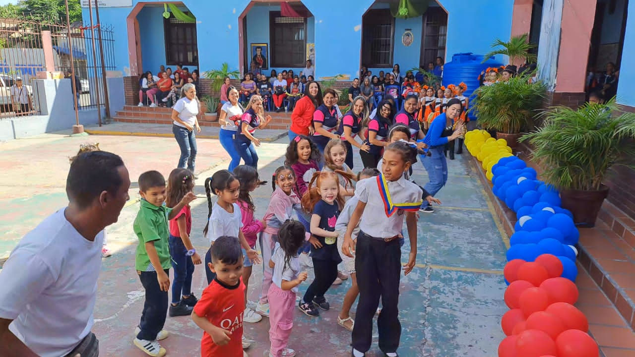 Début du plan d'écoles ouvertes d'août dans l'État de Sucre