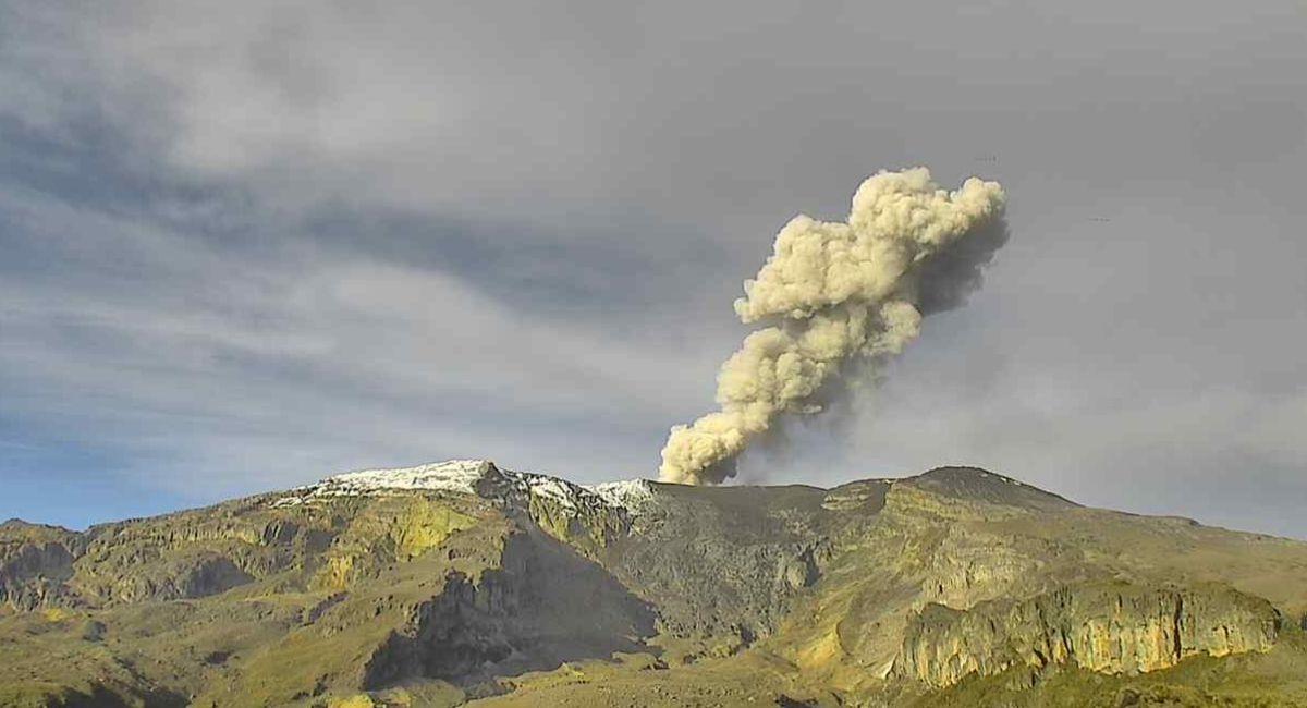 Le Nevado del Ruiz ne dort pas : on signale des chutes de cendres