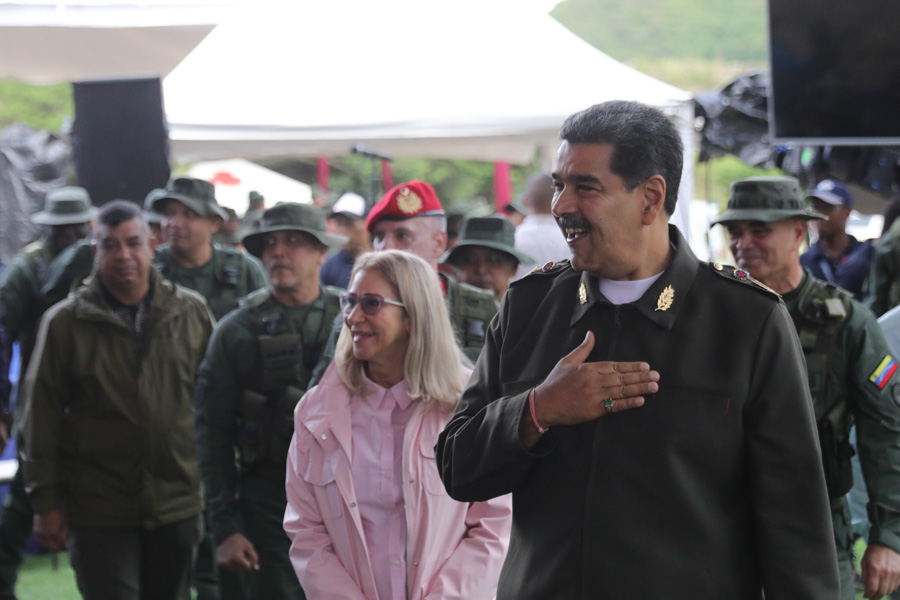 Maduro: nous sommes chaque jour plus préparés à défendre la paix