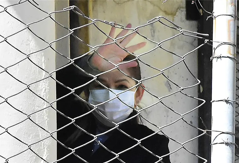 Le procureur bolivien a requis 20 ans de prison contre Jeanine Áñez