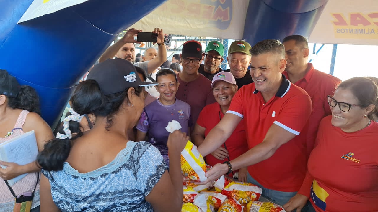 Ils ont distribué 10 tonnes de protéines à Pampatar