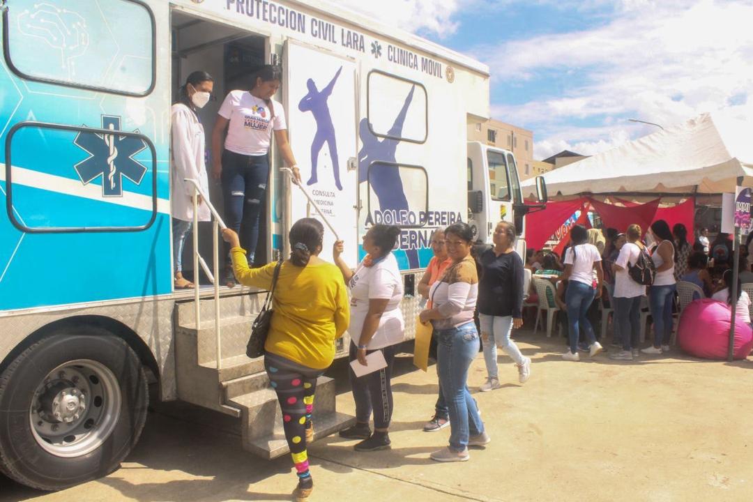 Ils s'occupent de la santé des femmes dans l'urbanisme d'Alí Primera à Lara