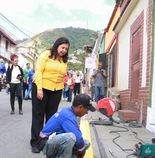 La Mairie de Caracas a lancé le programme « Mi Casa Bella »