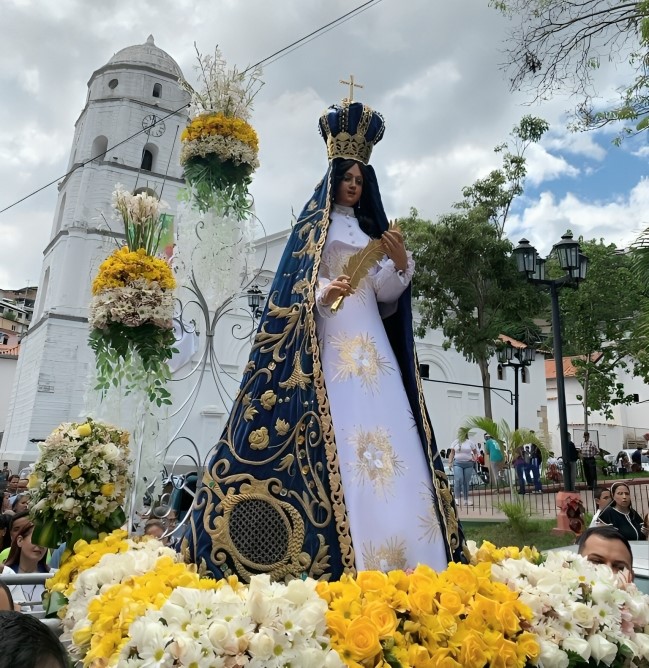 La Vierge de la Paix a été plantée à Trujillo