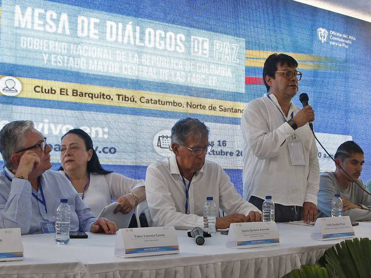 L'état-major des FARC et le gouvernement Petro conviennent de nouveaux accords