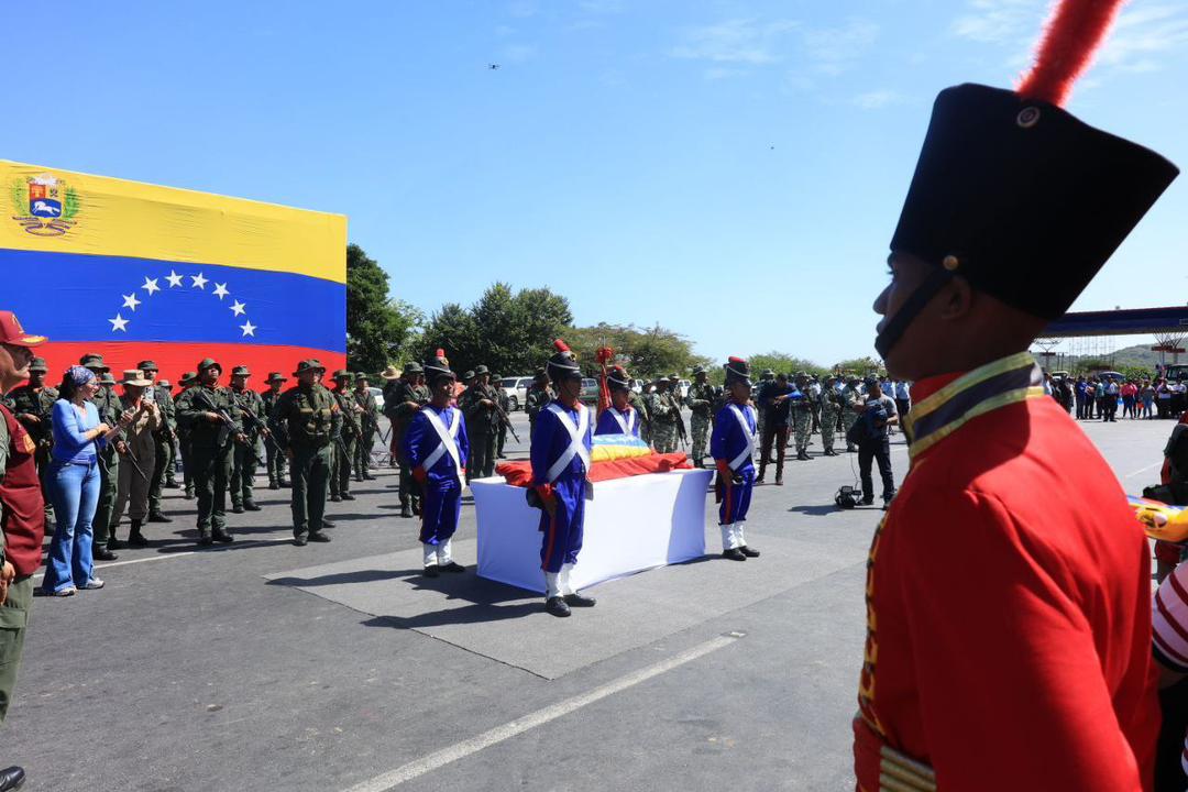 Mirandinos a rendu hommage au général Sifontes